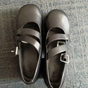 dELiA*s Talk of the Town Mary Jane Platforms (Size 11, Black)